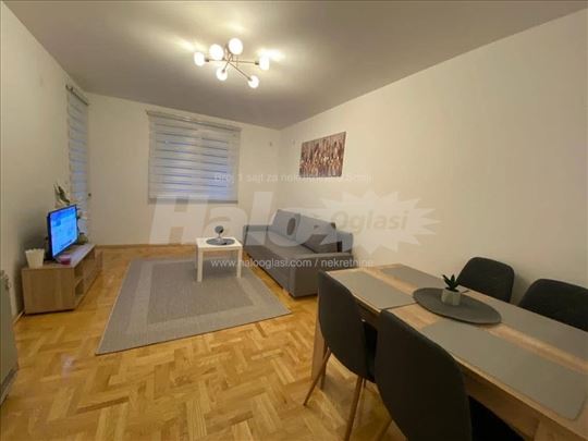 Novonamešteni stan za izdavanje na duže vreme