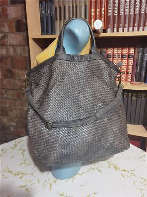 Ogromna braon kozna torba