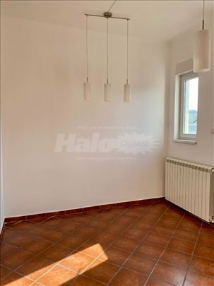 Salonac kod Hrama 