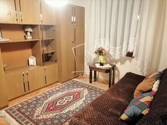 Surčin, stan u kući 66m2 ID#12567