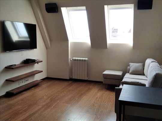 Dunavski kej, 1.5- 39m2, VII, lift, luks