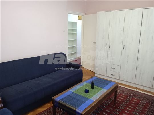 K.Mihajlova-kod hotela Palas,jednosoban namešten