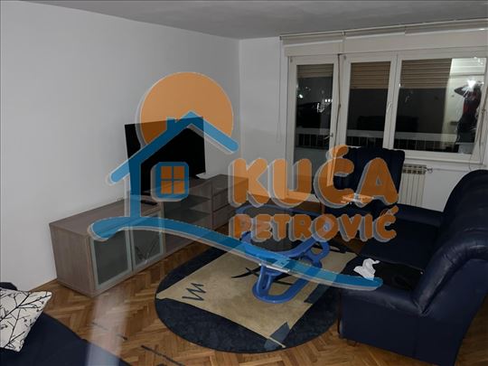 Na prodaju trosobni stan 75m2 kod Doma zdravlja