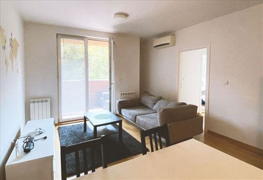 One Bedroom With Garage Pet Friendly 