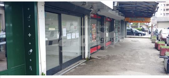 Poručnika Božidara, Kruševac, Nova pijaca, 44 m²