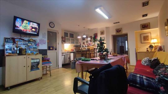 Savski venac, Savski venac centar, Karađorđeva Odl