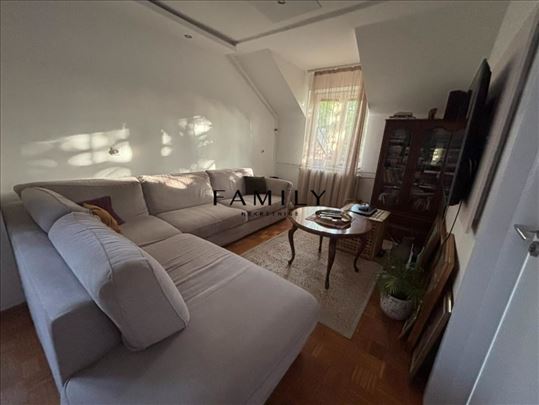 Troiposoban Stan 85m² Na OdliČnoj Lokaciji –  Bule