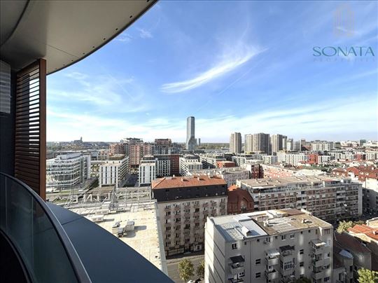 Trosoban stan sa gar. mestom-SKYLINE Belgrade