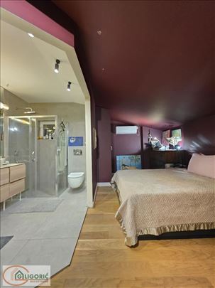 Penthaus sam na spratu