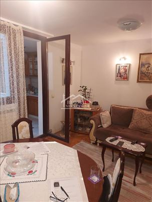Vračar - Kalenić pijaca - 2.5 ID#24106