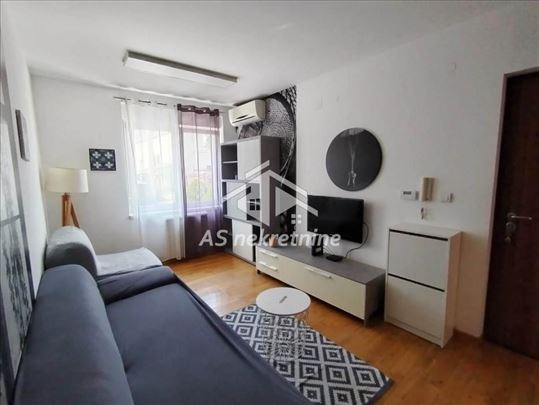Beograd, Cara Dušana, Stan, 1.5, 34m2
