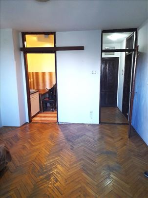 Cerak, Partizanske vode,  30m2, terasa