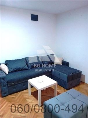Garsonjera na Banovom Brdu, Orfelinova ID#3492