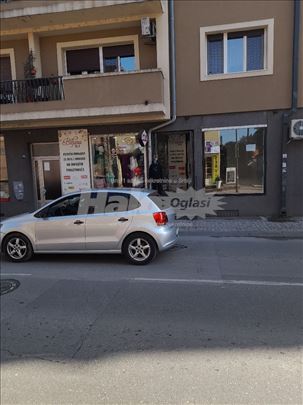 Izdaje se lokal u centru Cacka