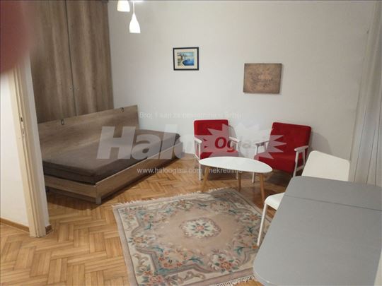 Izdaje se stan na Dorćolu