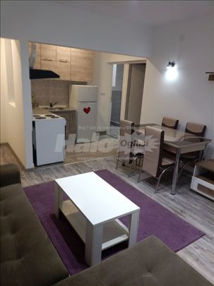 Kotež,1.5,36m2 u zgradi,I sprat,kompletno namešten