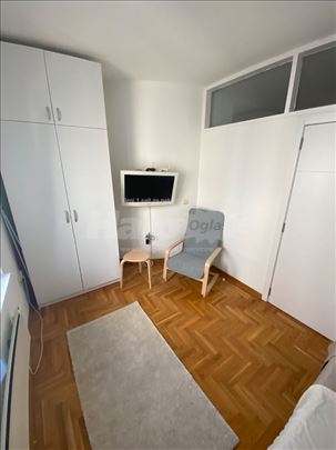 Moderan, strogi centar, renoviran, vlasnik