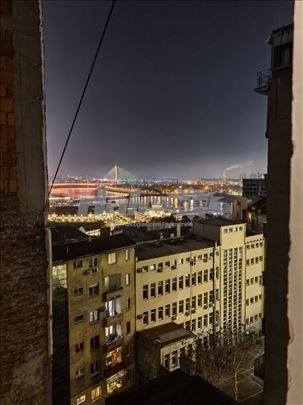 Moze za kraci ili duzi boravak moze i za booking