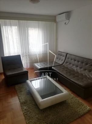 Namešten stan na odličnoj lokaciji ID#12596