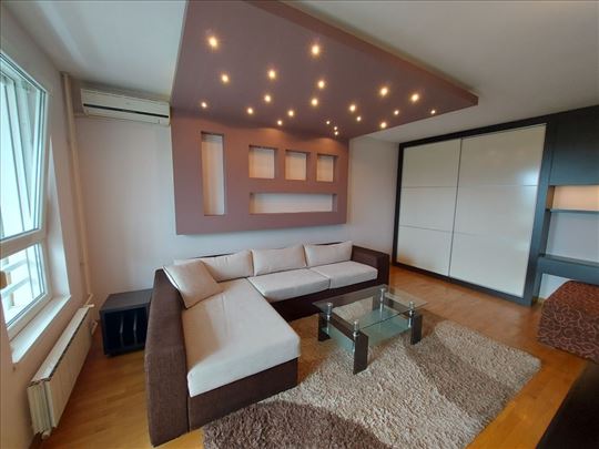 Novi Beograd - Belville - 1,5 s, 52 m2, garaža