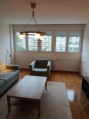 Sa garazom, Fontana, Narodnih heroja, 2.0, 60 m2
