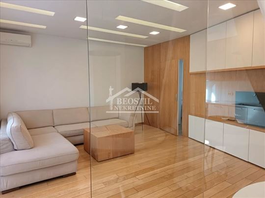 Vračar - Slavija  66m2(70m2) - 2.5 ID#24576