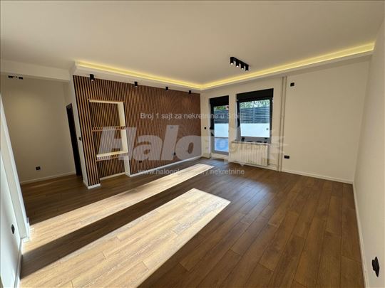 2.0, LUX, Beo Shoping Centar, 49m2 + 40m2 terasa