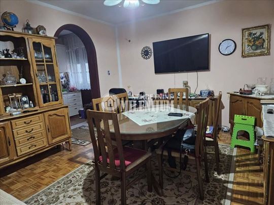 2.0 stan u Zemun Polju ID#2107