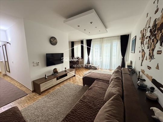 Blok 64, 3.0 uknjižen,adaptibilan ID#4505