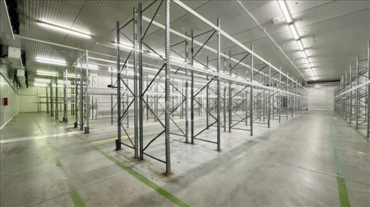 Izdavanje standardnih magacinia Novi Beograd 1200