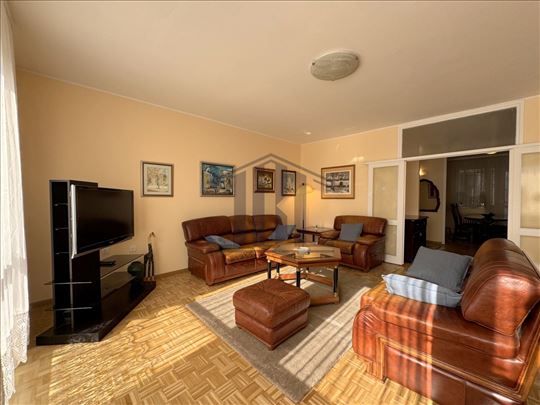 Kneginje Zorke petosoban, CG,3/5, lift ID 2477