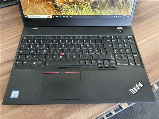 Lenovo T580/i5 8265u/16gb/256SSD/15.6FHD touch ekr