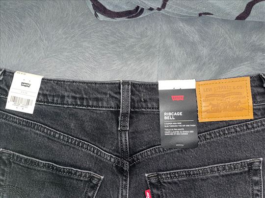 Levis ribcage bell zenske farmerice