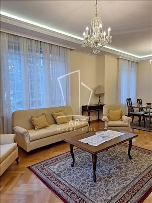 Odličan salonac u centru grada ID#12607