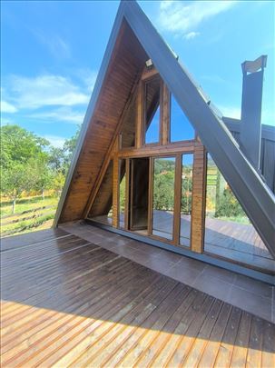 Vikendica podno Divčibara