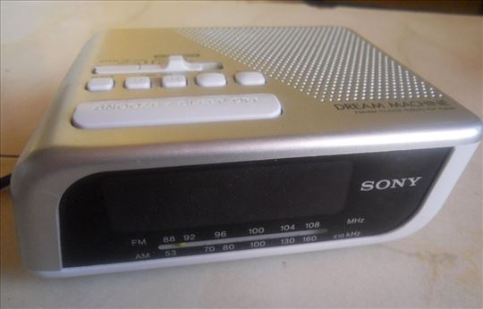 Radio,sat,budilnik SONY