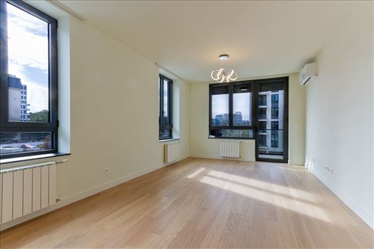 Sensa BW  idealno za poslovni prostor ili porodicu