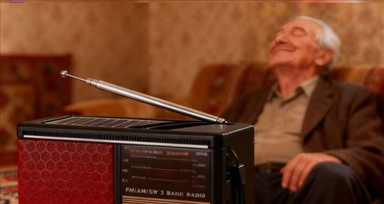 Solarni Bluetooth radio zvucnik NS