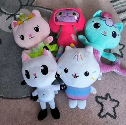 Gabi Dollhouse Pandi, Macorena, Magi maca, DJ Mač