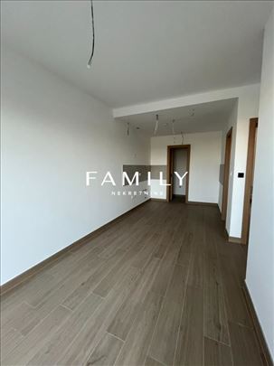 Izdaje se kuća na Mišeluku, 154m2, 1200e