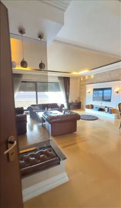 Petosoban duplex penthouse,garaza