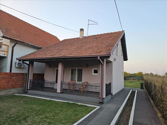 Petosobna kuća, 99m², 5 ari - Obrenovac