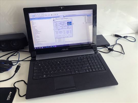 ASUS N53SV-DH71 i7-2670QM RAM 8GB / SSD 500GB