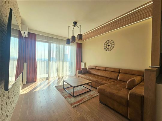 BW 2BDR Lux Apartment on high floor