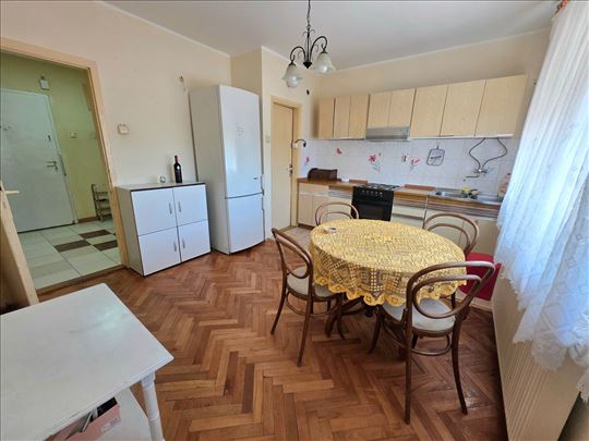 Dvosoban stan u centru grada