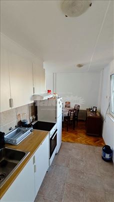 Izdaje se soba studentu Blok 62(procitati opis)