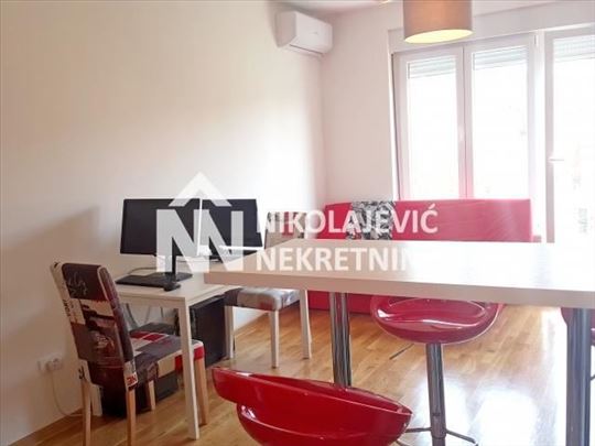 Lion ,Bulevar kralja Aleksandra, ,lux ,namesten ID