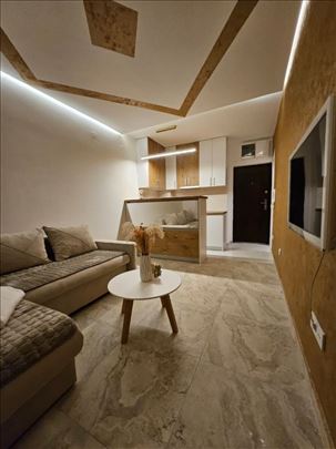 Lux garsonjera 24m2, sa troskovima