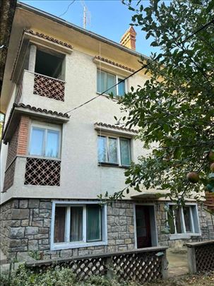 Nova ponuda- prelepa vila u Rakovici