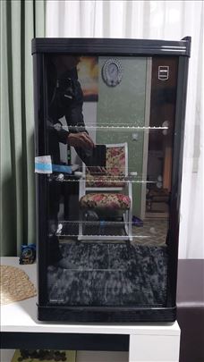 Rashladna vitrina frizider NOVO